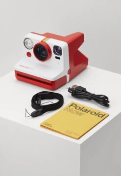 Polaroid Now - Camera - Red -Stock X 3baa7a50fcca4cc387514b97645b3a42