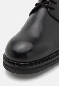 Clarks Craftevan Lace - Smart Lace-Ups - Black -Stock X 3bf1a6974a7548268bce2a421cba3ac4