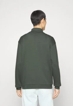 ARKK Copenhagen Zip - Sweatshirt - Dark Green -Stock X 3c2f9bb9fc5b405f84d6c5a280fec85e