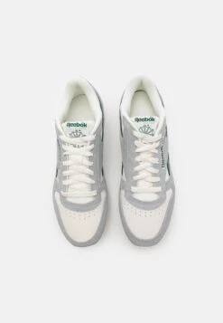 Reebok Classic Classic Leather Unisex - Trainers - Pure Grey Dark Green/Chalk -Stock X 3d3569b85ea242879fe254897d849b5e