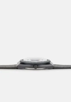 TIMEX Q Color Series - Watch - Black -Stock X 3d701e98063a484498f4848447590c54