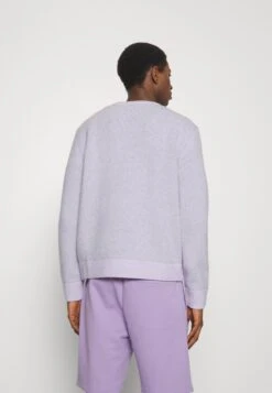 Hugo Stigg - Jumper - Light Pastel Purple -Stock X 3e4fd581488f46b09e810f08e70759b4