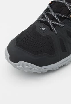 Mammut Saentis Low Gtx Men - Hiking Shoes - Black/Vibrant Orange -Stock X 3ec3a17bb2774aafbda7f48653fd0355