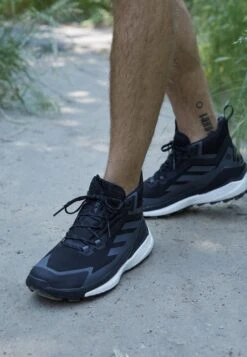 ADIDAS PERFORMANCE Terrex Free Hiker 2 Gtx - Hiking Shoes - Core Black/Grey Six/Grey Three