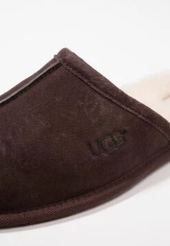 Ugg Scuff - Slippers - Brown -Stock X 3f34a10998e54051a655e798c9dc67ff