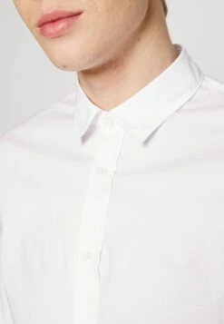 Scotch & Soda Essential Solid- Formal Shirt - White -Stock X 3fbde20751aa44bfb129086f0d1cf0bd