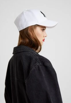 Mlb New York Yankees '47 Snapback Unisex - Cap - White -Stock X 3fee8258c9ac4148bb25ec7c2afc4dbb