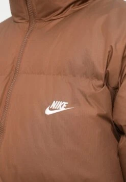 Nike Sportswear CLUB PUFFER JACKET - Down Jacket - Mosswood Brown/white -Stock X 402cd9c969684bfcb2e3c1469b91ede9