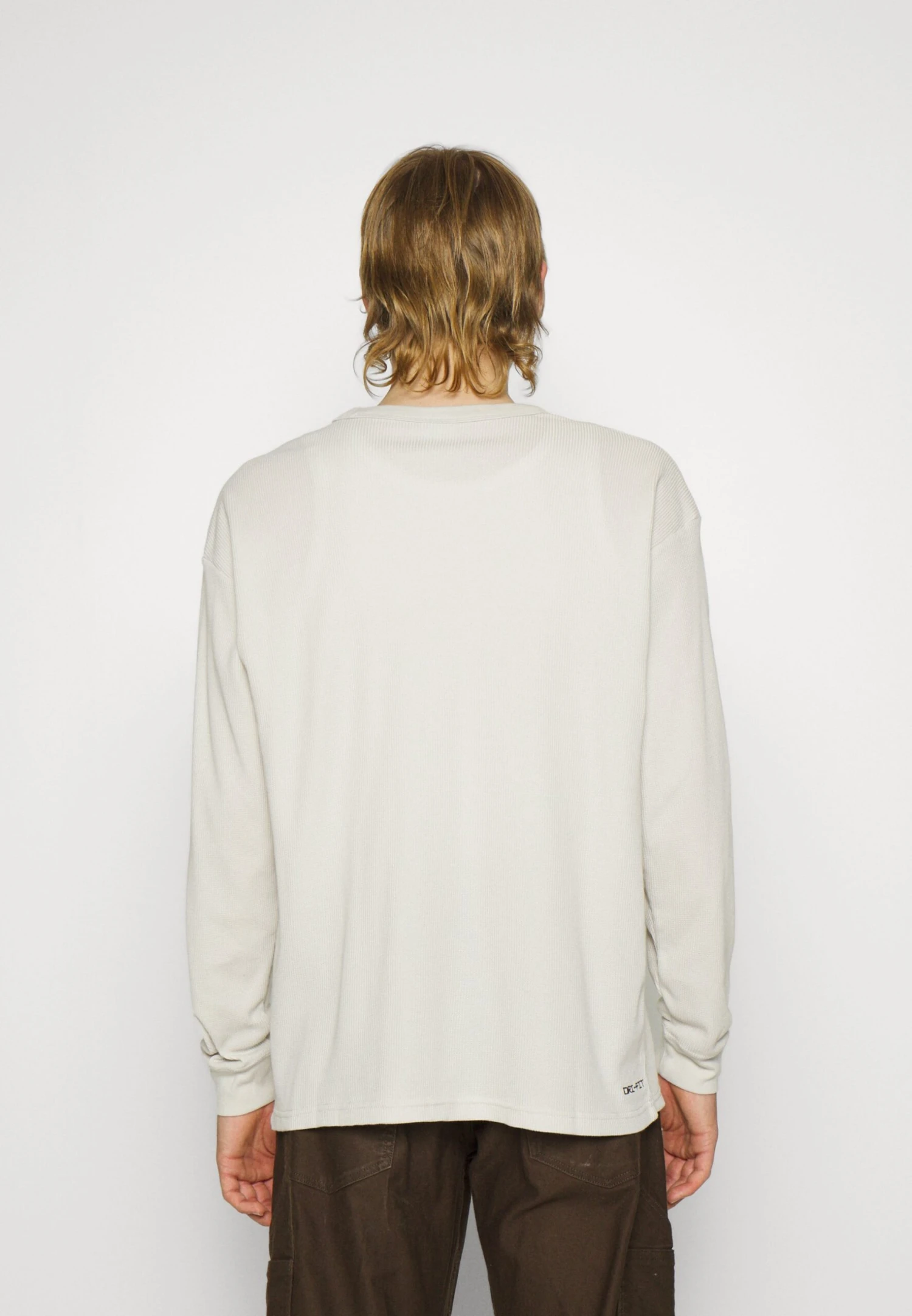 Nike Sportswear Tee - Long Sleeved Top - Light Bone 6 Nike Sportswear Tee - Long Sleeved Top - Light Bone - Image 4