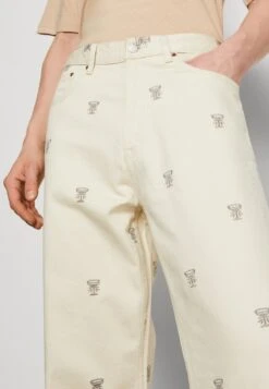 Dr. Denim Omar - Relaxed Fit Jeans - Bone Happy Hour -Stock X 41f938d9f92145baa296a4626ae4dcc8