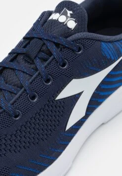 Diadora X Run Light 7 - Neutral Running Shoes - Blue Corsair/Turkish Sea -Stock X 42827a881d0c44c4a0a30638fda16d64