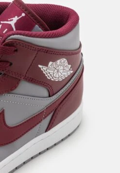 Air Jordan 1 - High-Top Trainers - Cherrywood Red/White/Cement Grey -Stock X 42b83c10cc6649bb882161f3b87c6424