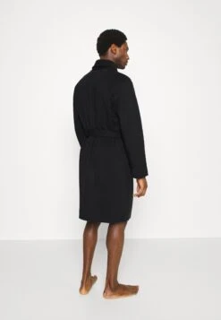 Lyle & Scott Matthew - Dressing Gown - Black -Stock X 4315c071bad549f1add7649affcada99