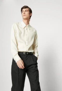 Tiger Of Sweden Trayton - Shirt - Offwhite -Stock X 43c6f03d31e9408ebce59fc2828edf91