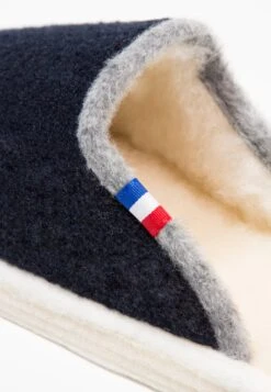 Chalet Chausson - Slippers - Marine/Gris -Stock X 43e8269a90734cc4a16e8e6dc4e7cdb1