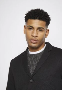 Only & Sons Onsjulian King Coat - Classic Coat - Black -Stock X 44654ee458d34904861ee46fc38ff08f