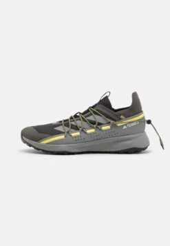 Adidas TERREX VOYAGER 21 TRAVEL - Hiking Shoes - Olive Strata/core Black -Stock X 4520b29642f740348afbdac097d86c04