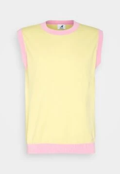 Kangol River Round Neck Spencer Unisex - Jumper - Yellow/Pink 12 Kangol River Round Neck Spencer Unisex - Jumper - Yellow/Pink -Stock X 468463c696da4bc39dd22b538f284eb5