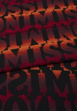 Missoni Scarf Unisex - Scarf - Red/Black -Stock X 47063b8fb59d4c5c88405ffddcb41cc3