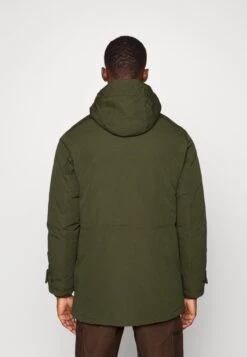 Jack & Jones Jjemash Teddy - Winter Coat - Forest Night -Stock X 47b59590d2ae4331b431b9eb2384765d