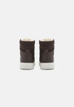 Dublin L30 Merlins - High-Top Trainers - Dark Brown/Offwhite -Stock X 47e0ca8c3f414a1480ab9db0152206f1