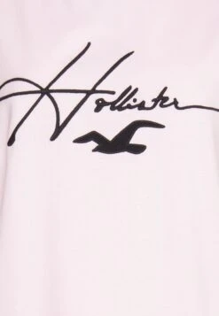 Hollister Co. Script Tech Logo - Print T-Shirt - Pink Texture -Stock X 47eaa040200a4a148d031edf3f854a19