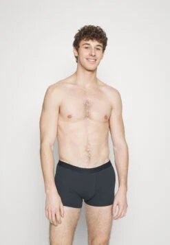 Pier One 7 Pack - Pants - Black/White/Light Blue -Stock X 486a371487e7494cb2d5f8b88ad1439a