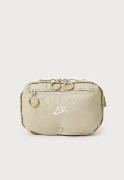 Nike Sportswear HAYWARD PATROL CROSSBODY UNISEX - Cross Body Bag - Desert Khaki/parachute Beige