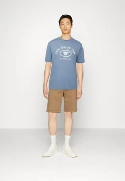 Tom Tailor Relaxed Crewneck Logo- Print T-Shirt - Greyish Mid Blue 9 Tom Tailor Relaxed Crewneck Logo- Print T-Shirt - Greyish Mid Blue -Stock X 4889e3b006064ce5a23b113d76daeeb0