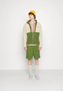 Columbia Deschutes Valley™ Reversible - Shorts - Pesto/Frosted Purple -Stock X 4899148c1d1941ddb40546138e2569d7