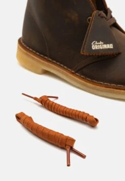 Clarks Originals DESERT - Lace-up Ankle Boots - Beeswax -Stock X 48c52073754c4252b4f2e731ce1e7a31