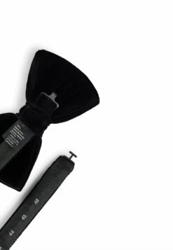 Boss BIGIOTTO - Bow Tie - Black One -Stock X 48c985b261ad4d34a4649e7a7ae894e8