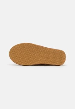 Jack & Jones Jfwmarshall Slipper - Slippers - Camel -Stock X 48d97bf65e8649b299fdd9bd1e08bef6