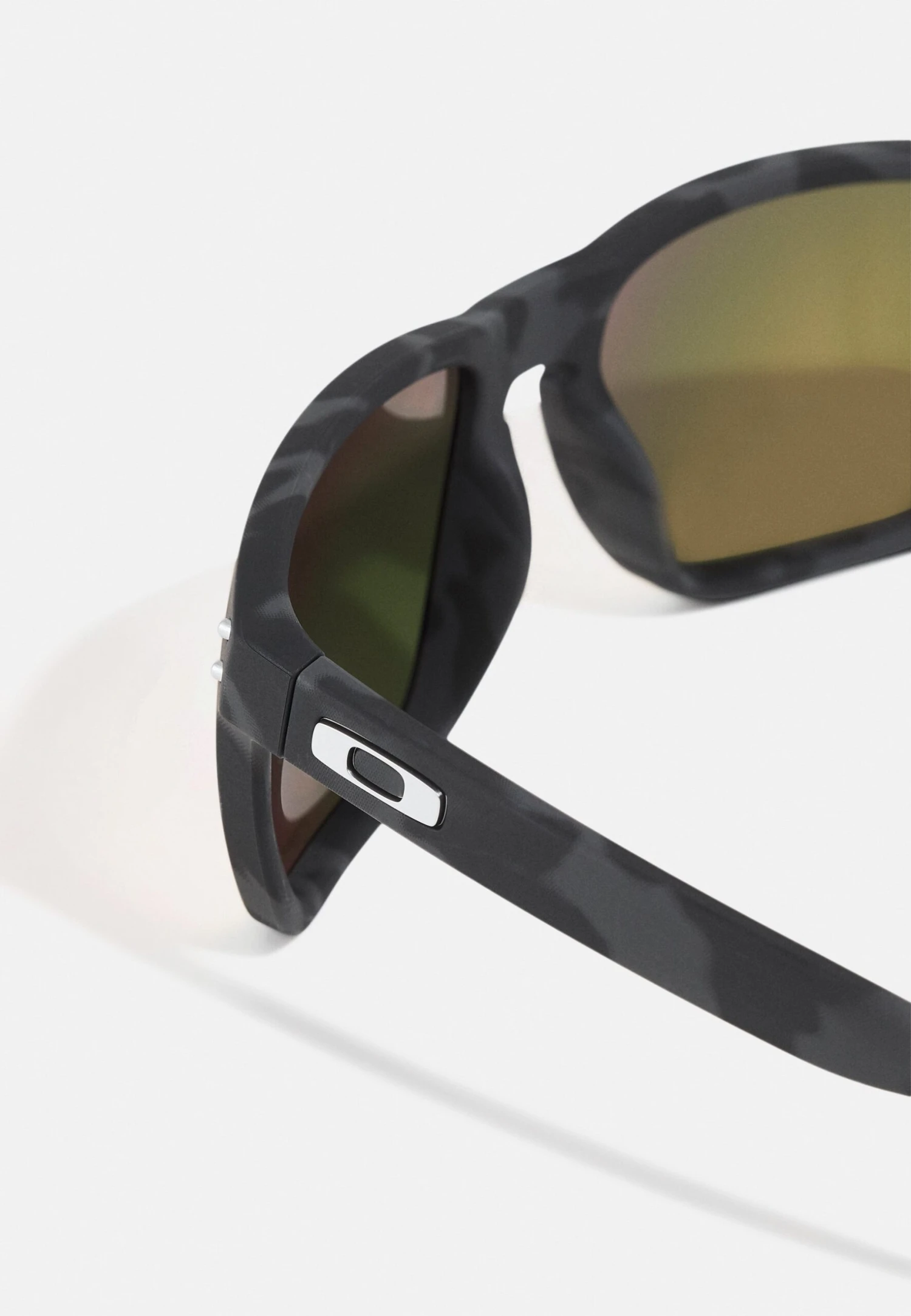 Oakley Holbrook - Sunglasses - Matte Black 6 Oakley Holbrook - Sunglasses - Matte Black - Image 4