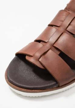 Bullboxer Sandals - Cognac 13 Bullboxer Sandals - Cognac -Stock X 4afbaeed53324ec2a083c4cc509ac9eb