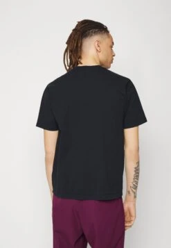 Obey Clothing Bigfoot - Print T-Shirt -Stock X 4bb4825cf1eb4f5dad005e2566e24505