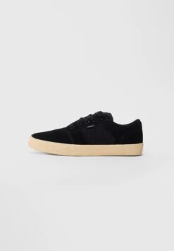 Etnies BARGE - Trainers - Brown/beige/gum -Stock X 4bc3a26aee0f483c8e3896afb3a9e91a