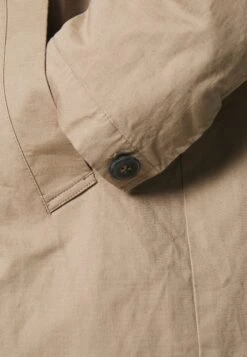 Les Deux Nathan Coat - Trenchcoat - Desert Taupe -Stock X 4c44241dee7643aab29f02726ed70398