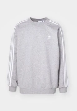 Adidas Originals OVERSIZE CREW - Sweatshirt - Grey/black -Stock X 4c8a257f5429437b8960707d44827702