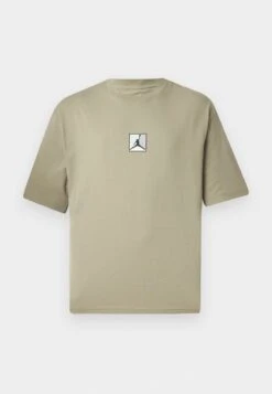 Jordan CREW - Print T-shirt - Medium Khaki -Stock X 4cee814912a144f599686798f089e6b4