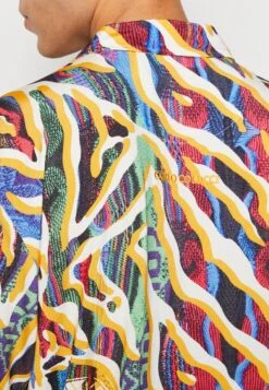 CARLO COLUCCI Unisex - Button-Down Blouse - White/Multicolor -Stock X 4d04c87b654c439e9fe426f5e59ae51d