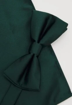 Pier One Set - Pocket Square - Dark Green -Stock X 4d0bb2494c754589bb4fbf5c32c6c2db