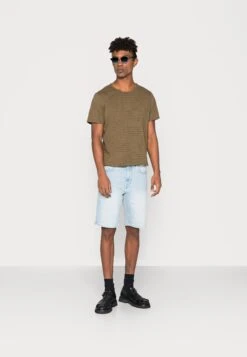 Selected Homme Slhmorgan Stripe O Neck Tee - Basic T-Shirt - Black -Stock X 4d303da9e8fa47edae61757cea111ec2