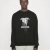 Han Kjøbenhavn Artwork Regular Crewneck - Sweatshirt - Black -Stock X 4d43c323965748c4b2990db11c4d8f14