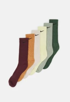 Nike Performance EVERYDAY PLUS CREW UNISEX 6 PACK - Sports Socks - White/red/ Blue/gold Coloured/silver Coloured -Stock X 4d76d98eab5745b8b8c13d57d8890ea0