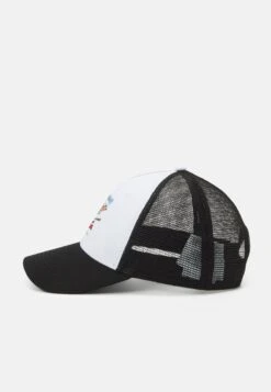 Ellesse Portia Unisex - Cap - White/Black -Stock X 4e2b3e5d56c34eafa7fbb017647ff907