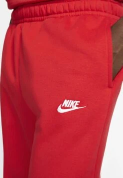 Nike Sportswear Club - Tracksuit Bottoms - University Red/White -Stock X 4e36dadbe2814837a161177484618f6b