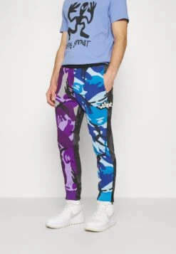 Pant - Tracksuit Bottoms - Multi-Coloured -Stock X 4e3a382dc9184e44a49f26fb6ee29dc6