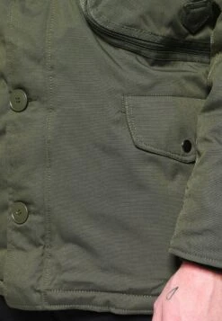 Alpha Industries Parka - Dark Green 18 Alpha Industries Parka - Dark Green -Stock X 4f59f23ea53d4527b018161dfbf40d82