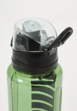 Puma Bottle Sportstyle 1 Liter Unisex - Drink Bottle - Eucalyptus -Stock X 4fbe77925d13403fb4660fce2254ce02